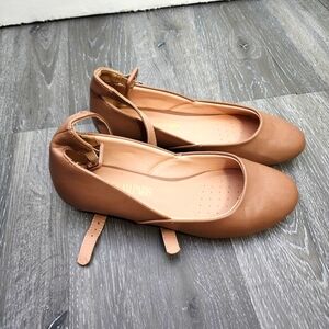 Dreampairs Brown Women's Flats Size 5.5